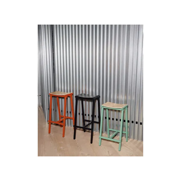 Taburete 8 Bar stool H65 Eggshell