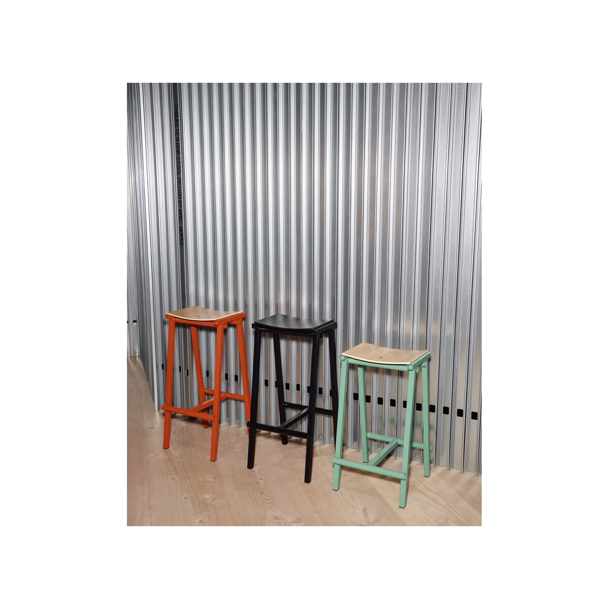 Taburete 8 Sgabello da bar H65 Eggshell
