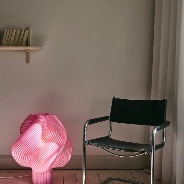 Crème Atelier Soft Serve Mega Floor Lamp Rose Sorbet