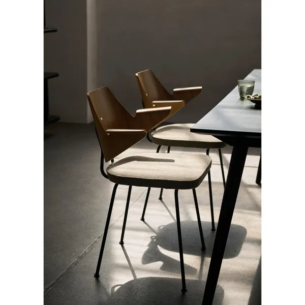 RFH RD7 Dining Chair With Armrest & Upholstered Seat Walnut/Hallingdal 227