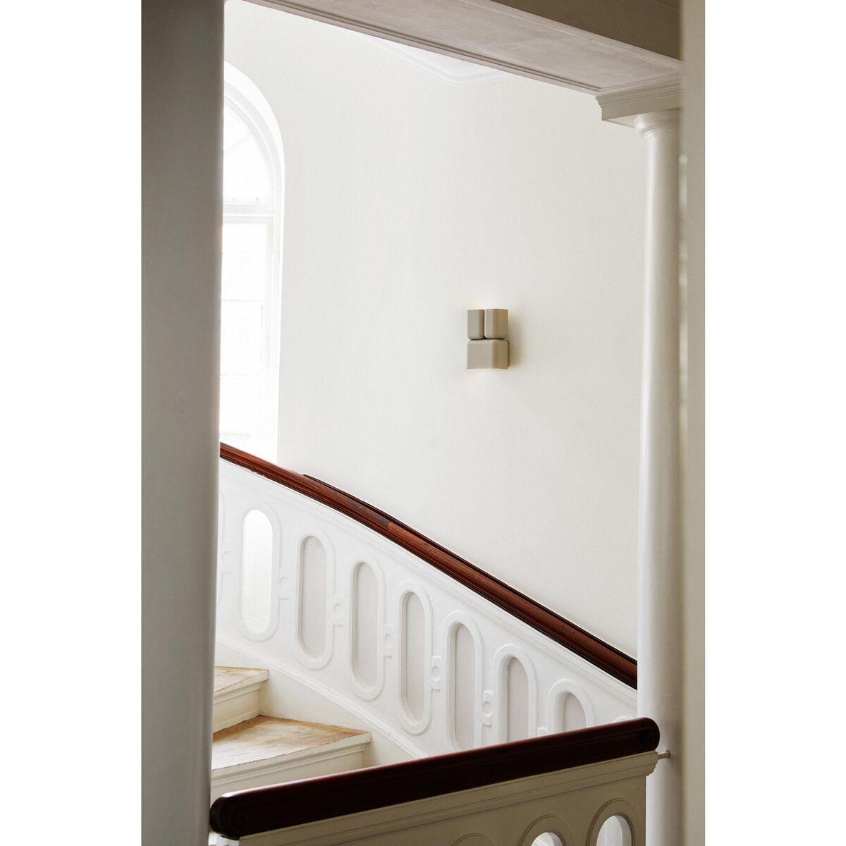 Tabata LN10 Lámpara de Pared Borgoña Oscuro /Rojo Bermellón