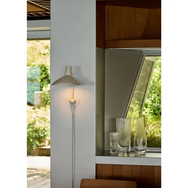Tripod HM12 Wall Lamp Matt Black