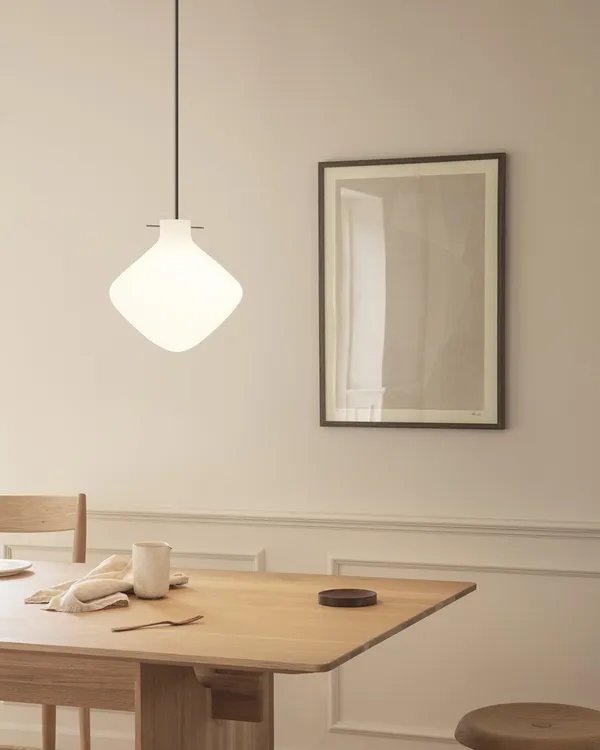 REPOSE Pendant 260 Black
