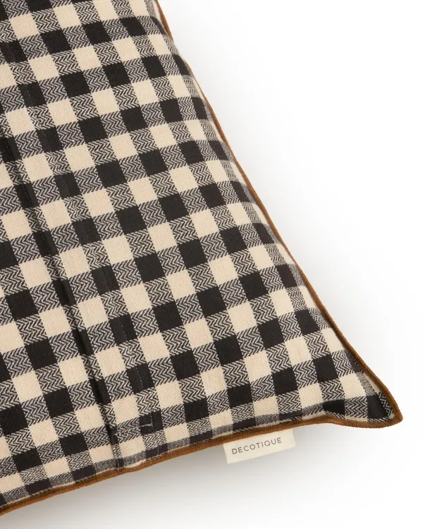 Outline Check Cushion 50x50 Black