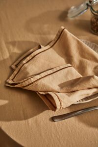 Sienna Tafelkleed 140x240 Zand