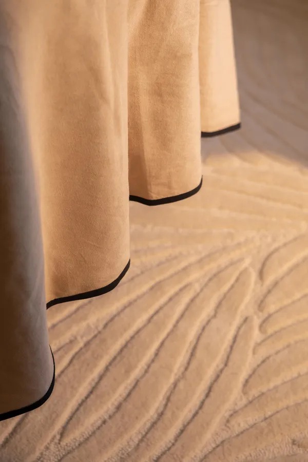Elvira Tablecloth 140x250 Black/Natural
