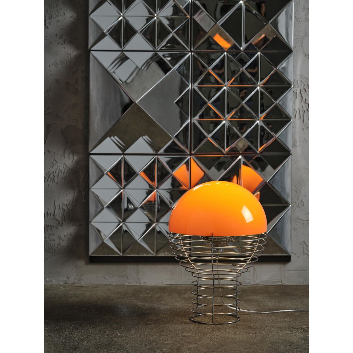 Wire Table Lamp Ø40 Chrome/ Orange