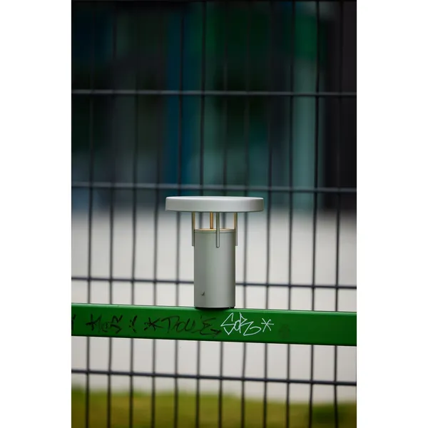 BringMe Tragbare Lampe Mini Metallic Sand