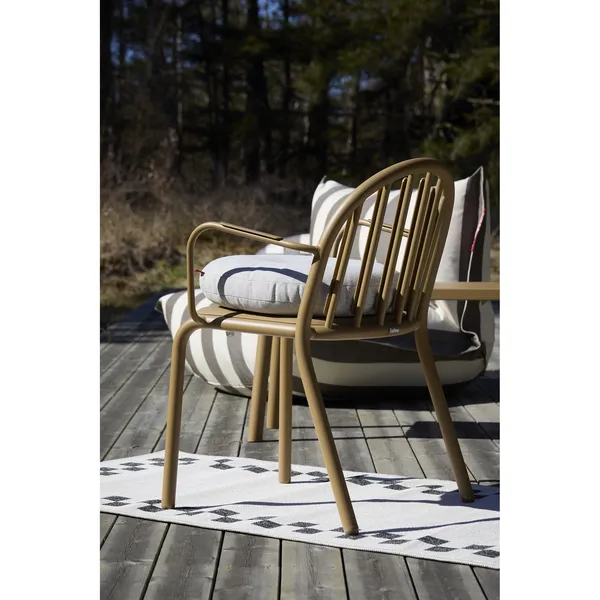 Fred's Garden Chair With Armrests Mochaccino