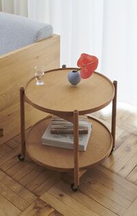 Bølling Tabletttisch Ø60 Eiche mit Furnierplatten