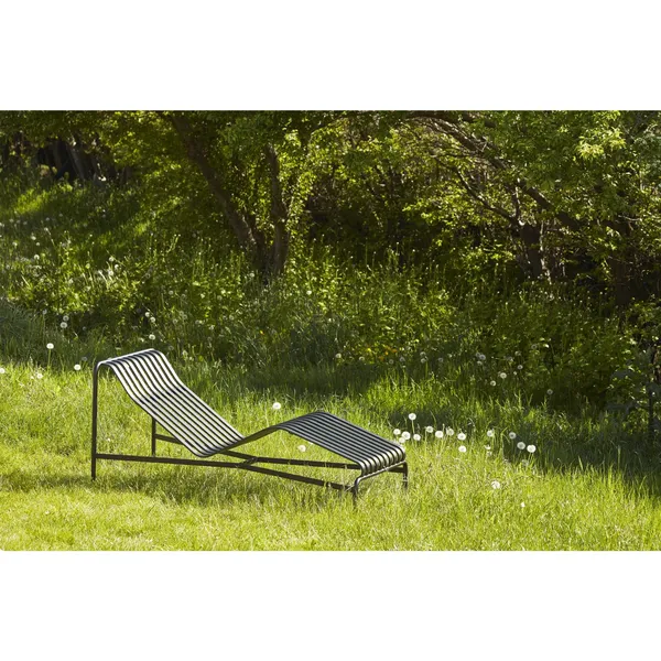 Palissade Chaise Lounge Cream White