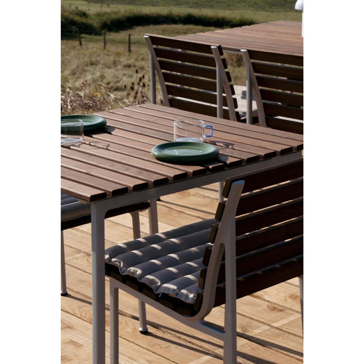 Traverse Havebord L75 Ask