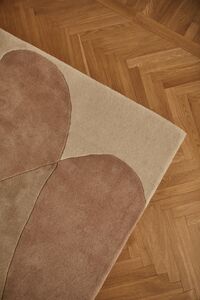 Tulip Rug 180x270 Beige