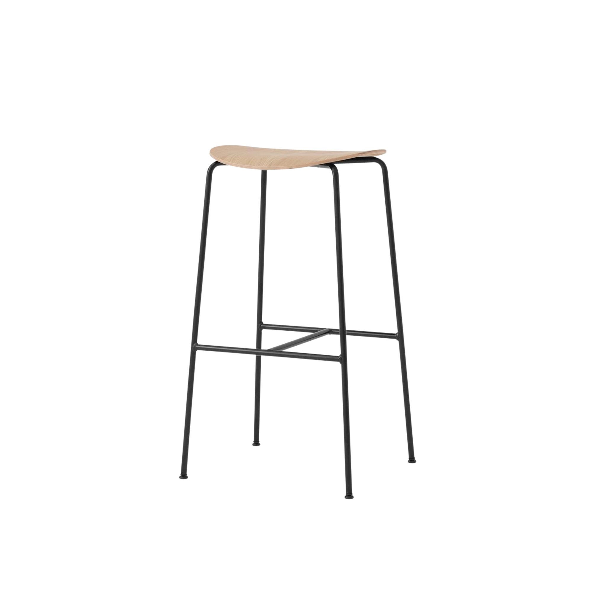 Pavilion AV38 Barstol Lakeret Eg