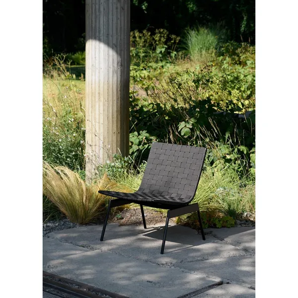 Ville AV44 Outdoor Armchair Warm Black