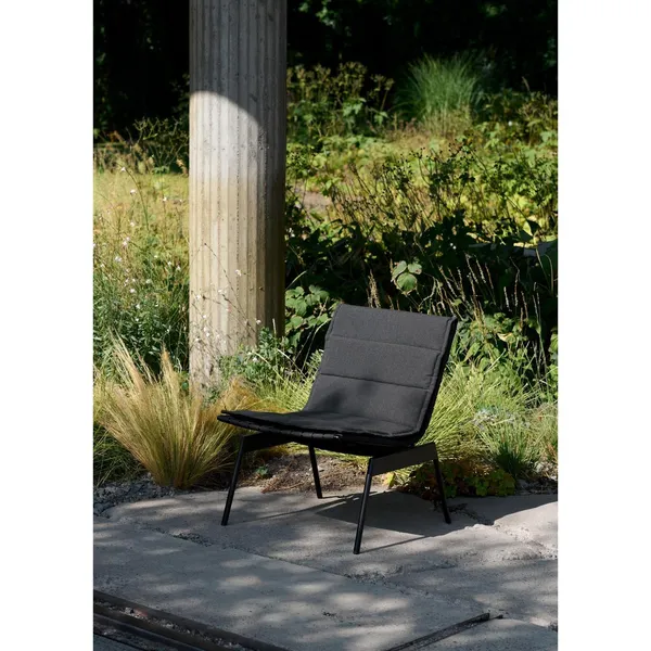 Ville AV44 Outdoor Armchair Warm Black