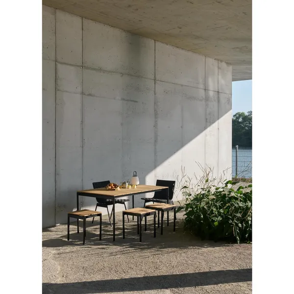 Ville AV44 Outdoor Armchair Warm Black