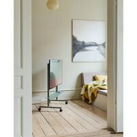 Plate TV Shelf Pearl