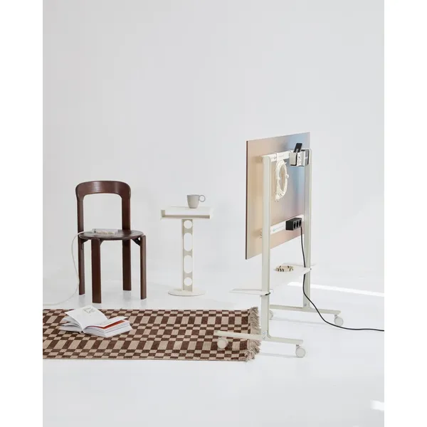 Plate TV Shelf Pearl