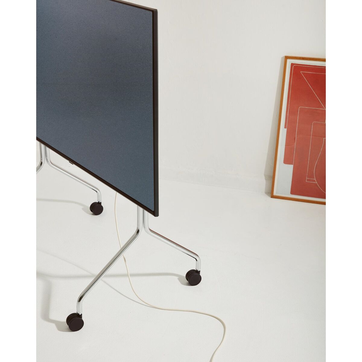 Moon Rollin' Soporte TV Cromo