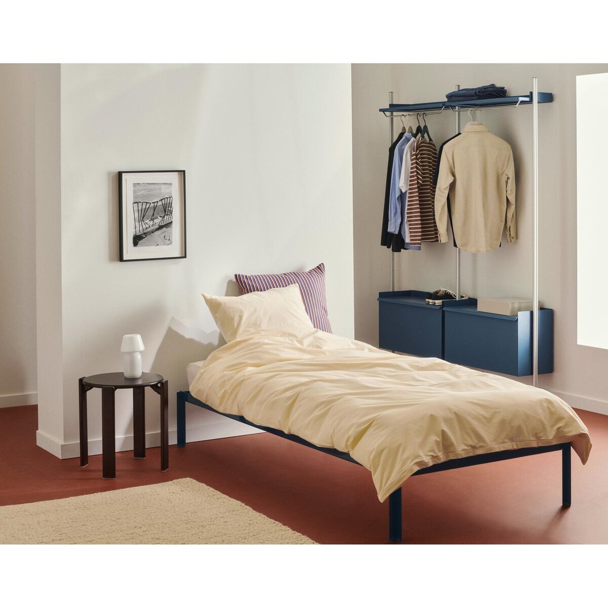 Rey Stool Grape Red