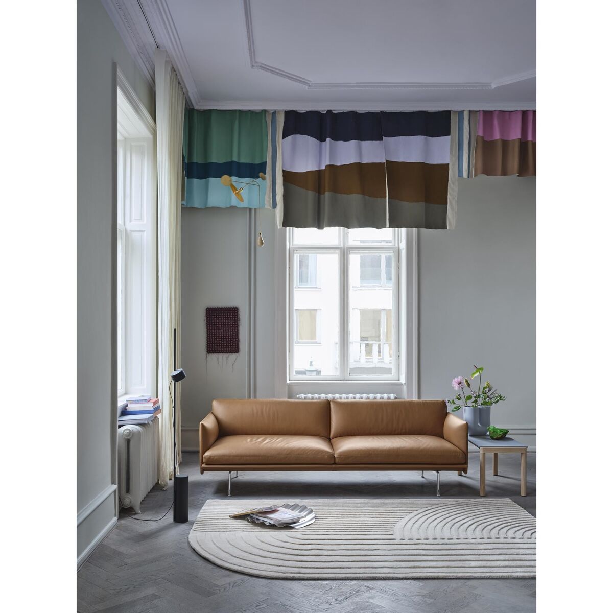 Outline 3-personers Sofa Læder/Cognac/Sort