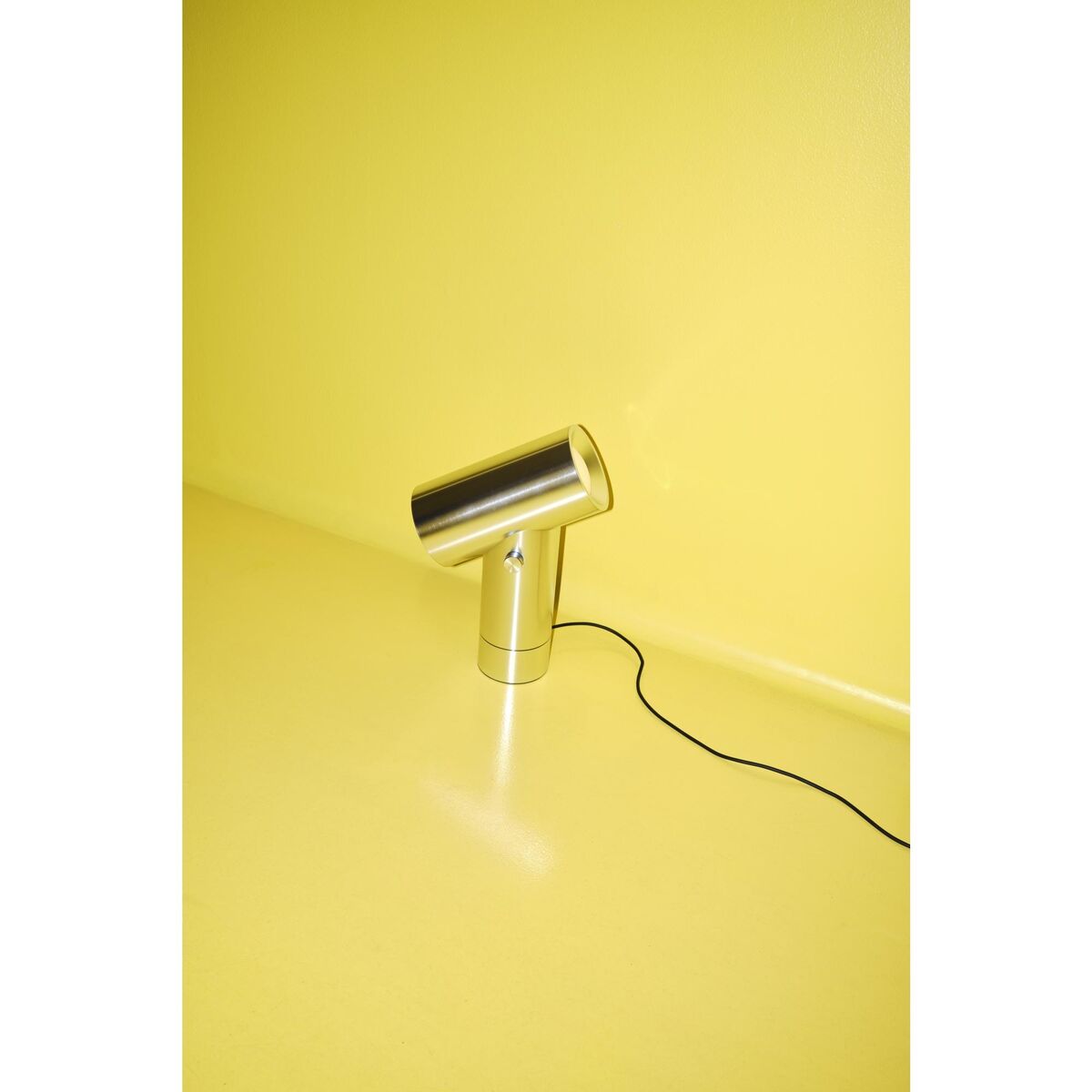 Beam Tischlampe Groß Schwarz