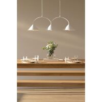 Curve 3 Taklampe Sort