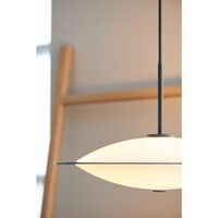Orbit Pendant Ø24 Opal