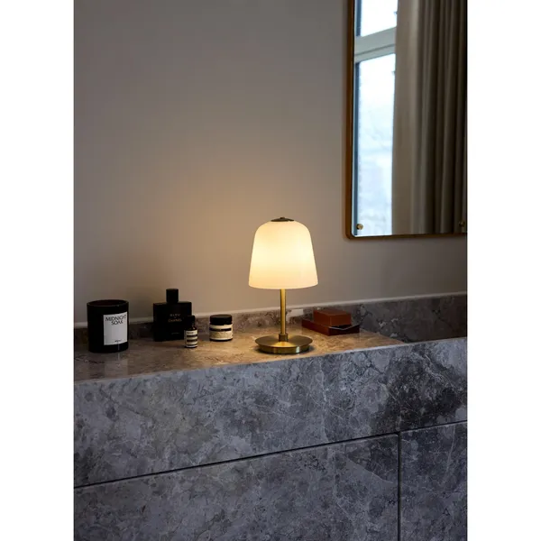 Room 49 Tragbare Lampe Ø15 Opal/Antik