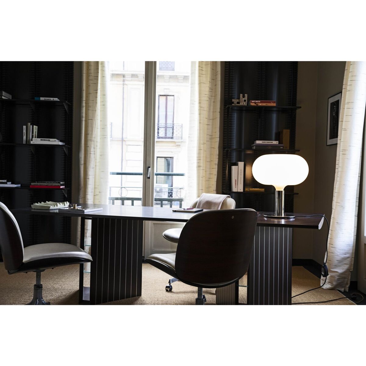 AM1N Table Lamp Black