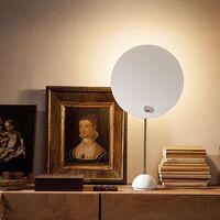 Kuta Tischlampe Chrom/ Weiß/ Marmor