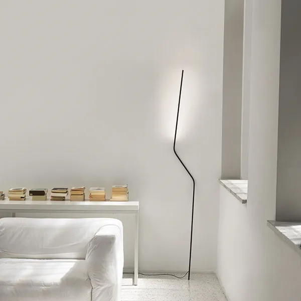 Neo Stehlampe Schwarz