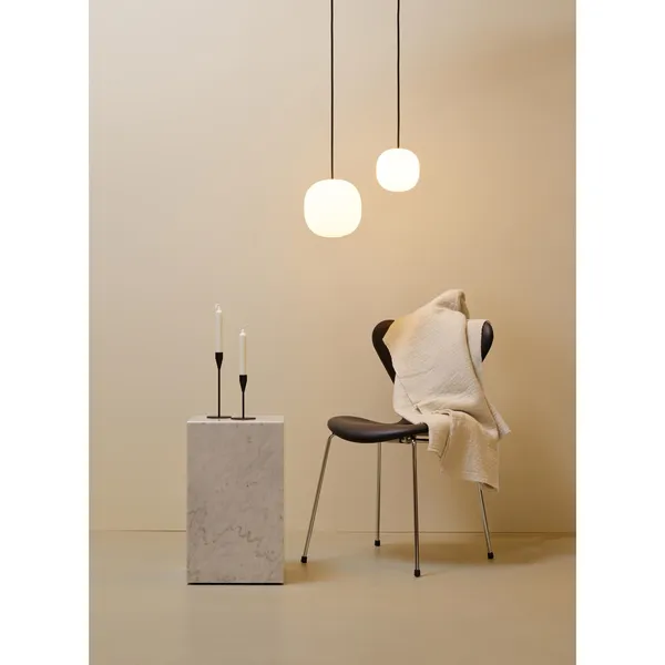 Superkube 150P Pendel Opal med Sort Ledning