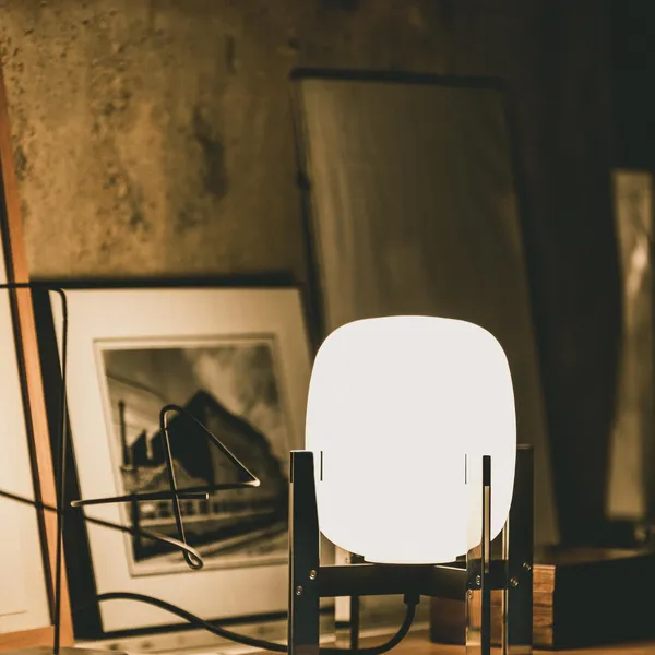 Cestita Metálica Table Lamp