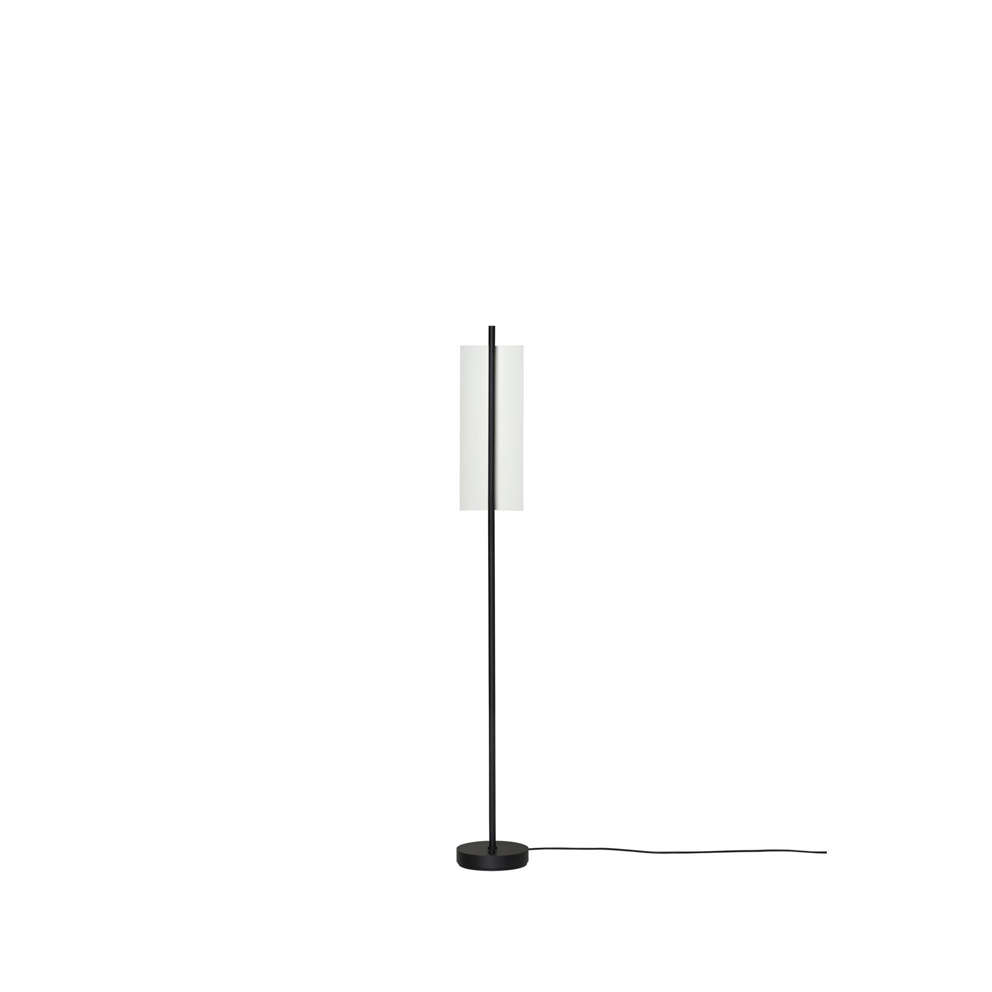 L&aacute;mina 45 Golvlampa Vit/ Svart