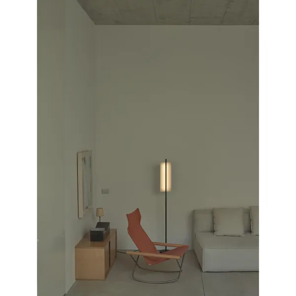 Lámina 45 Floor Lamp White/ Black