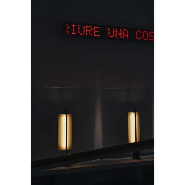 Lámina 45 Bordlampe Hvit/ Sort