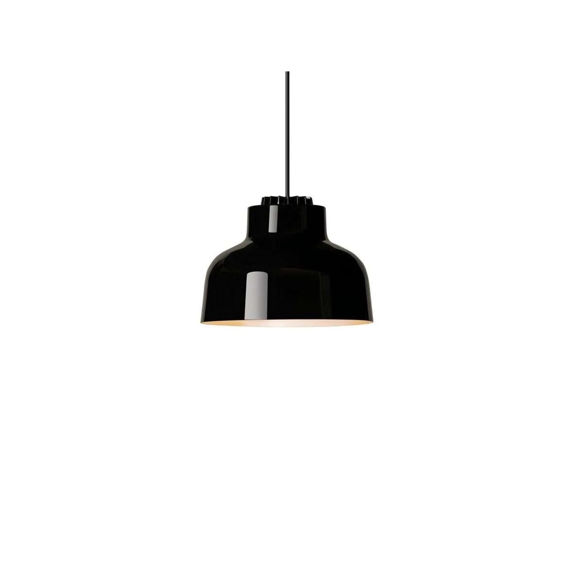 M64 Taklampa