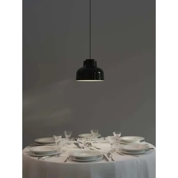M64 Pendant Glossy Deep Black