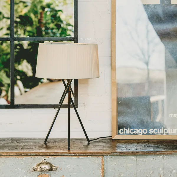 Tripod M3 Table Lamp Green