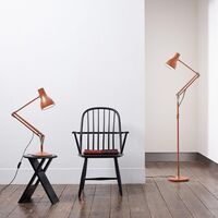 Type 75™ Stehleuchte + Margaret Howell Siena