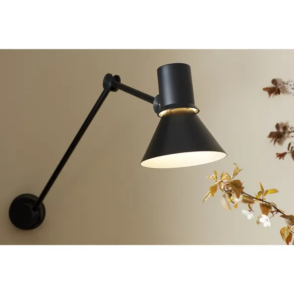 Type 80 W3 Wall Lamp Matt Black