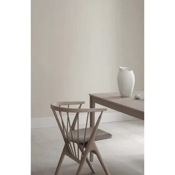 Magnolia Vase Sort
