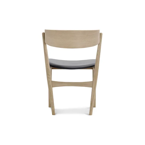 No 7 Dining Chair Soap-treated Oak and Black Leather