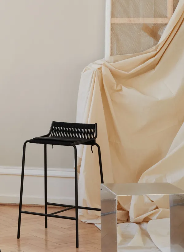 Noel Bar Stool Black/ Black Linen H77 cm