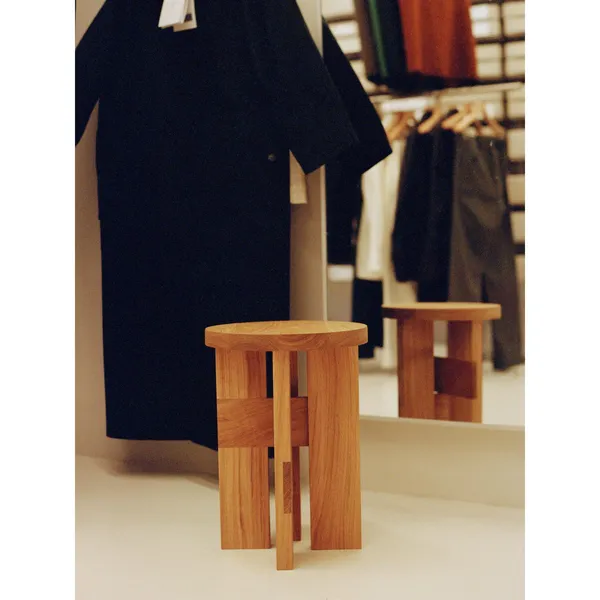 Mio Stool/Side Table Oak