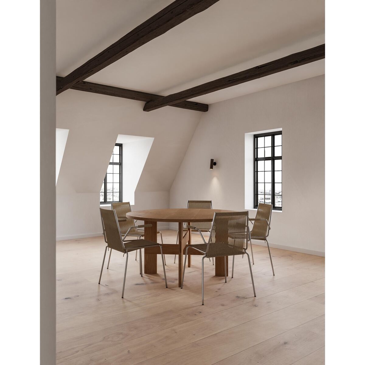 Mio Dining Table Ø140 Oak