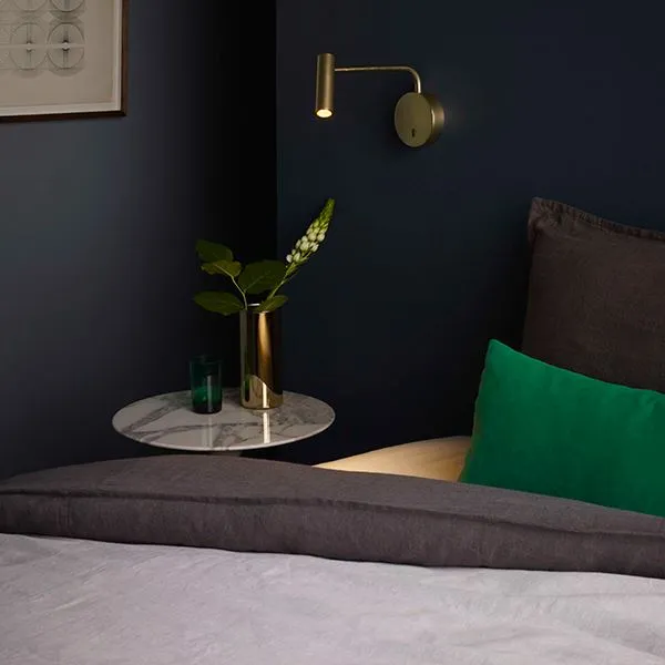 Enna Wall Lamp With LED Black