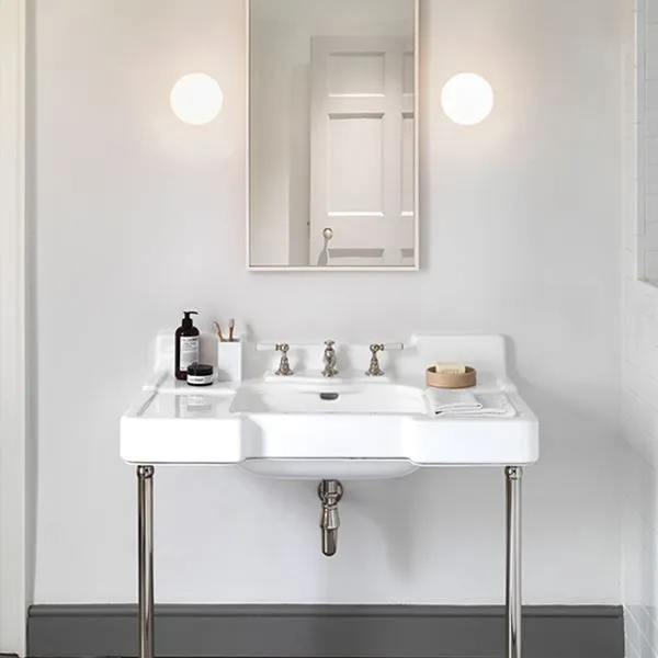 Zeppo Wall Lamp